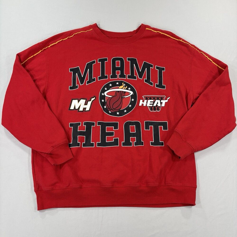 NBA Miami Heat Logo Basketball Red Crewneck Sweatshirt Size XXL